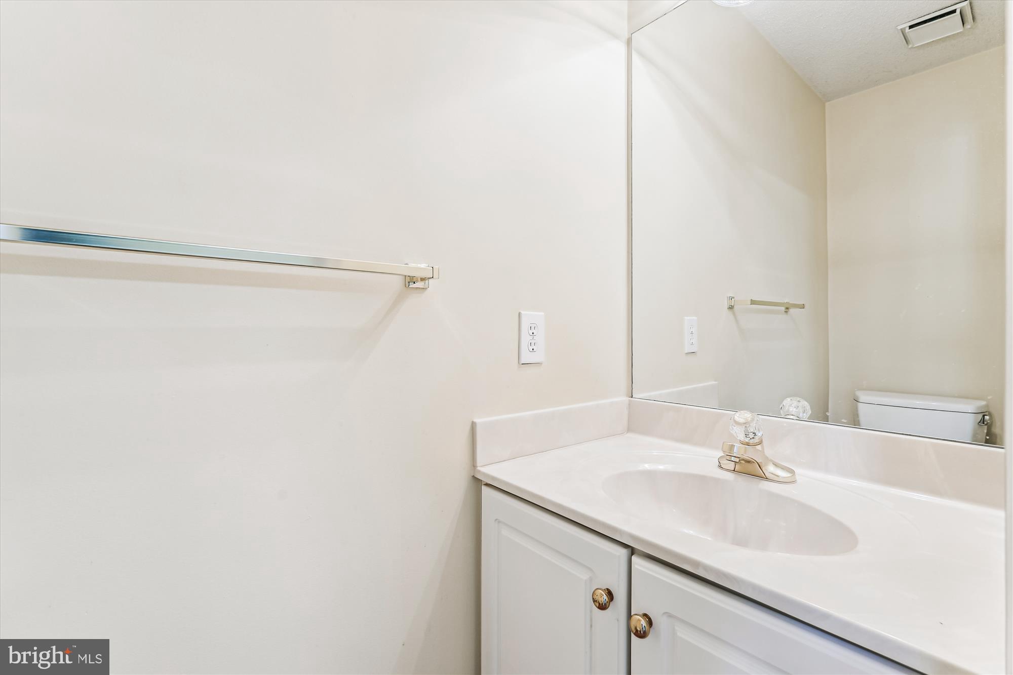 LONGMEAD - Residential