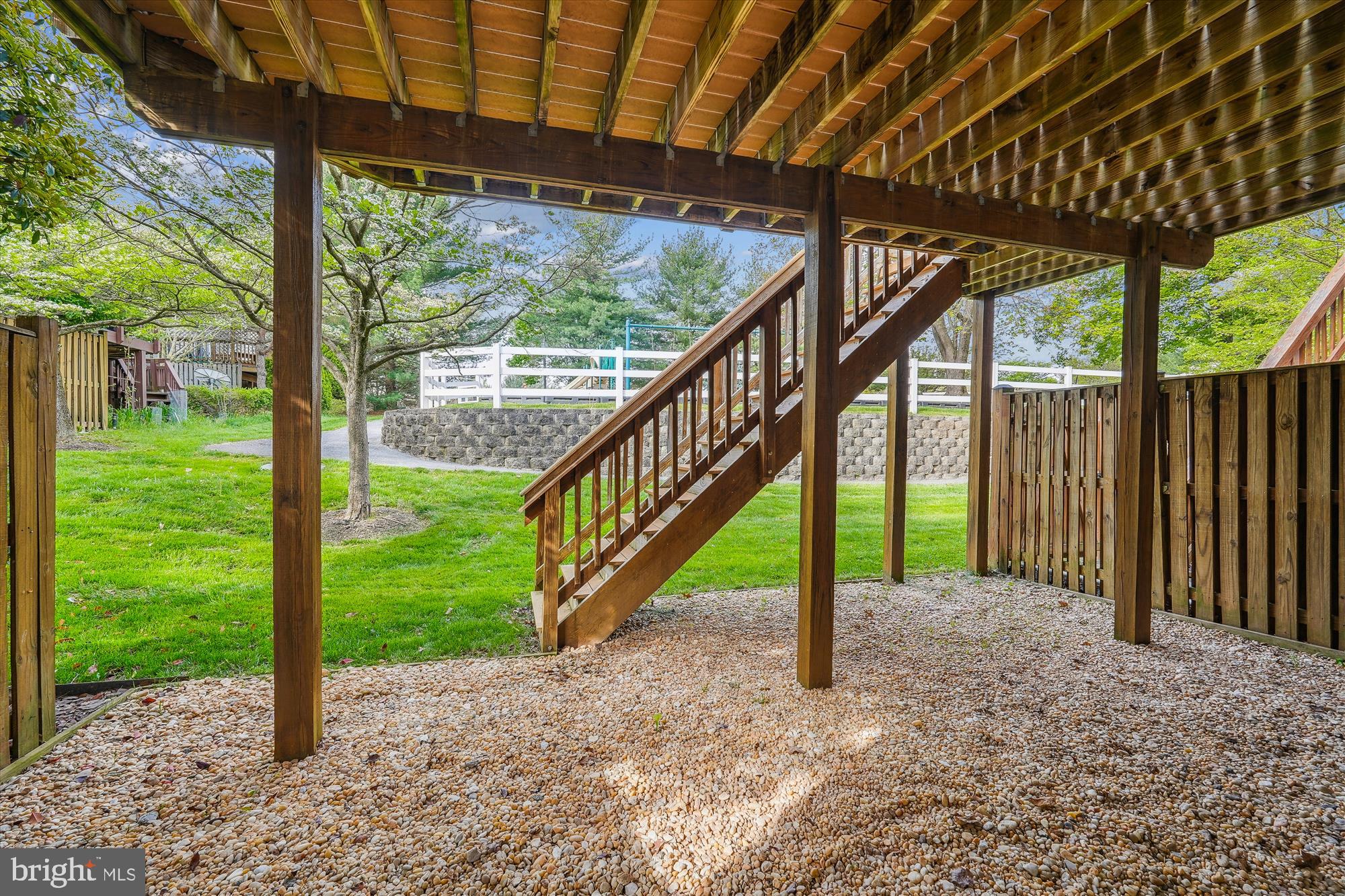 LONGMEAD - Residential