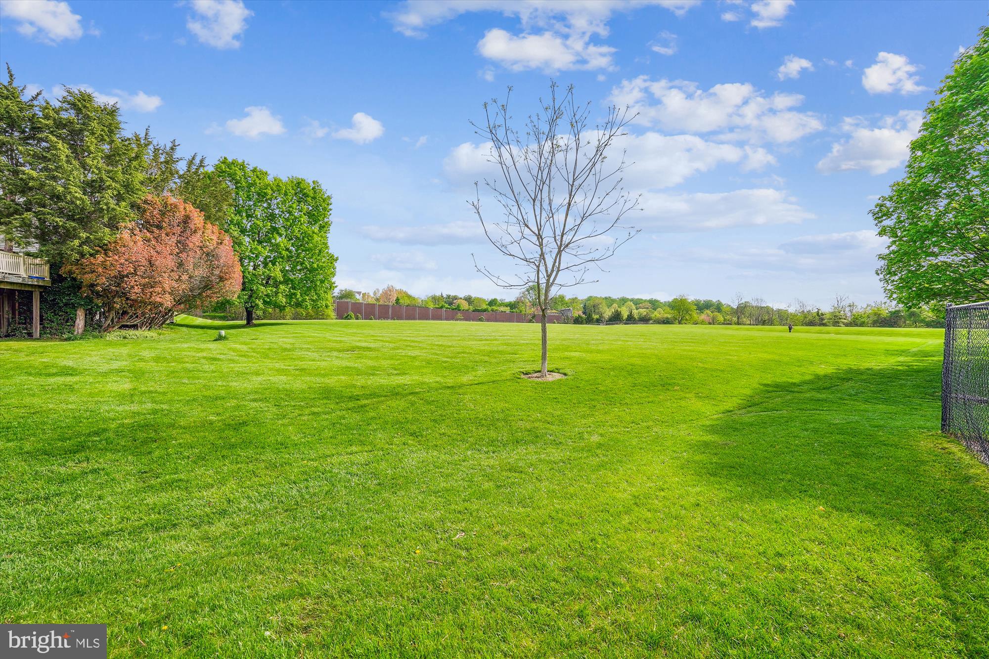 LONGMEAD - Residential
