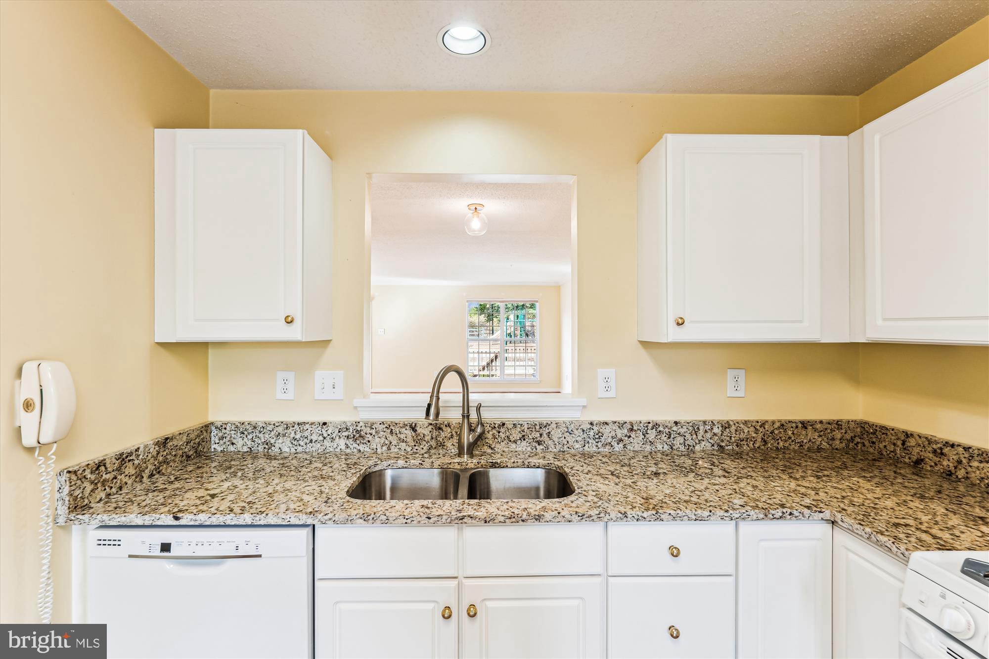 LONGMEAD - Residential