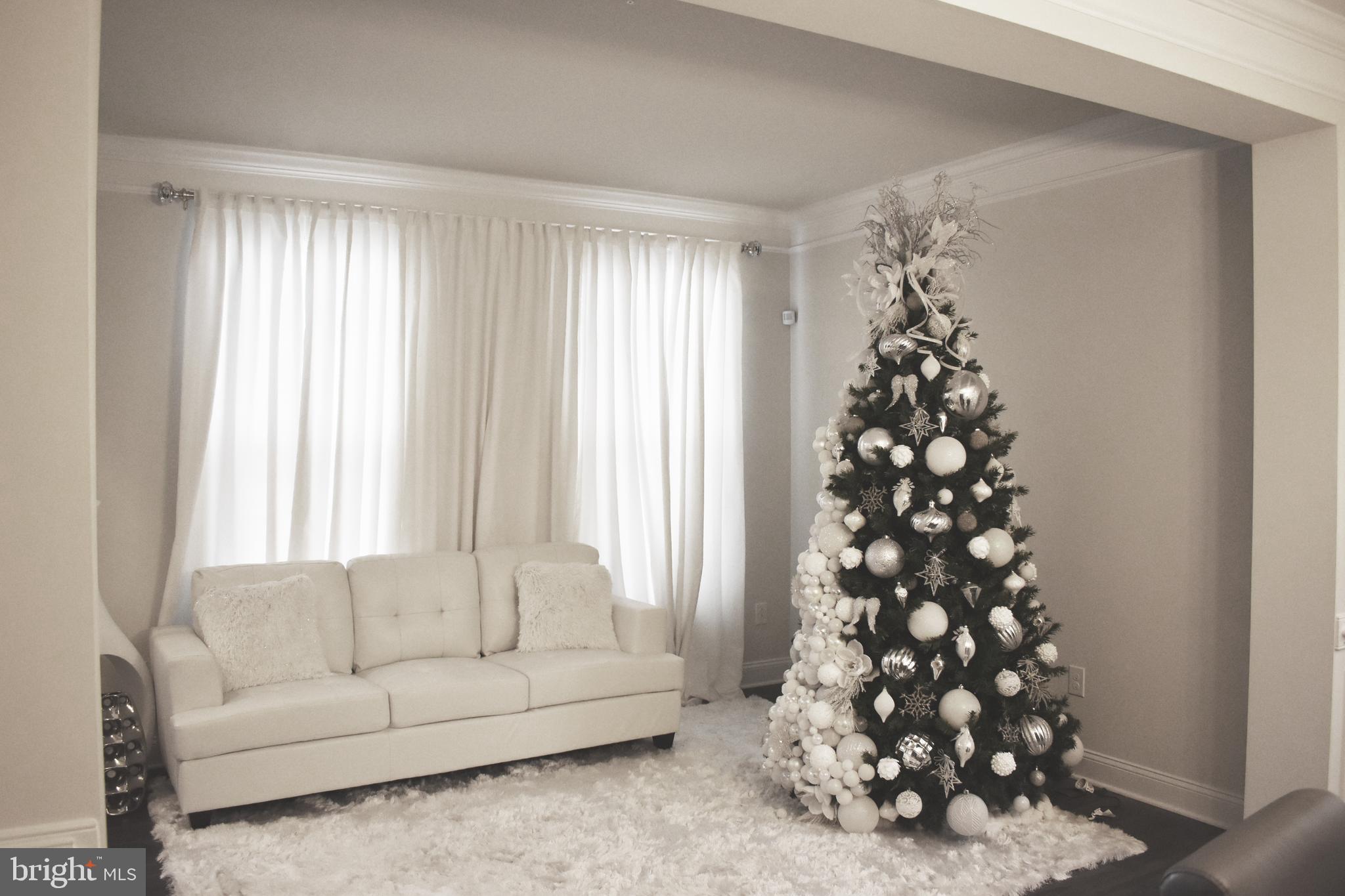 GLENEAGLES AT ST CHARLES - Residential