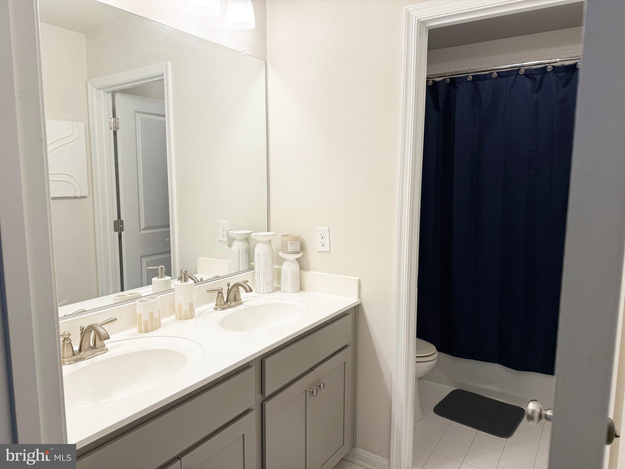 GLENEAGLES AT ST CHARLES - Residential