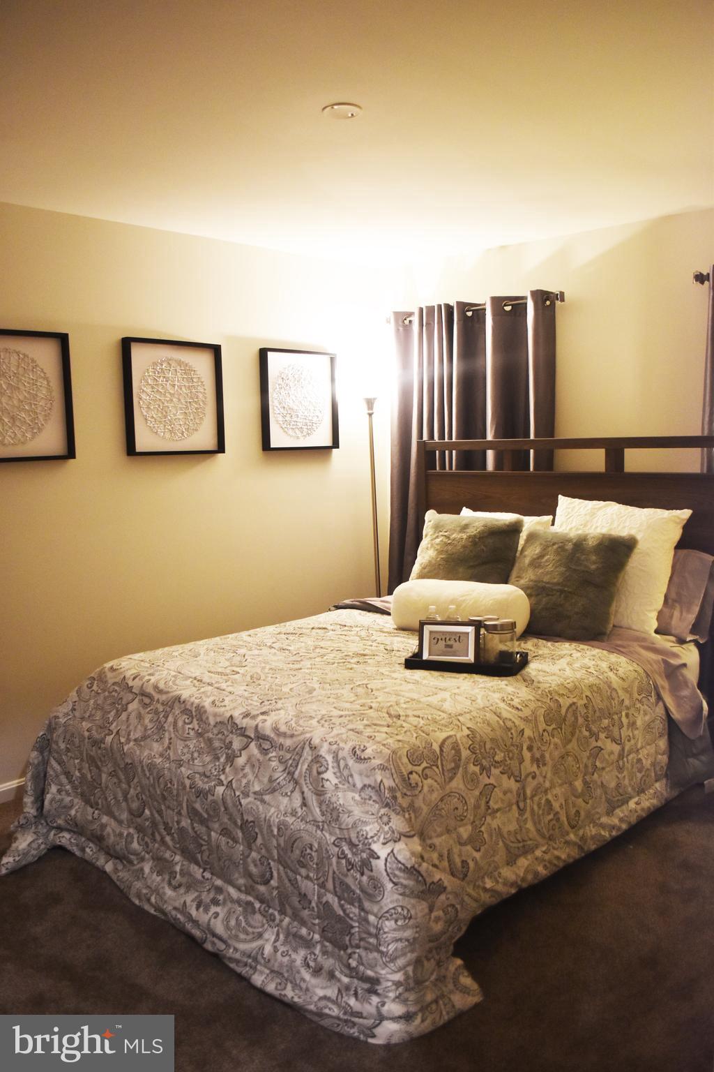 GLENEAGLES AT ST CHARLES - Residential