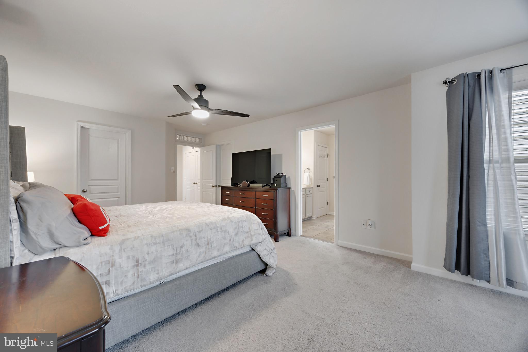 HOLLY RIDGE - Residential