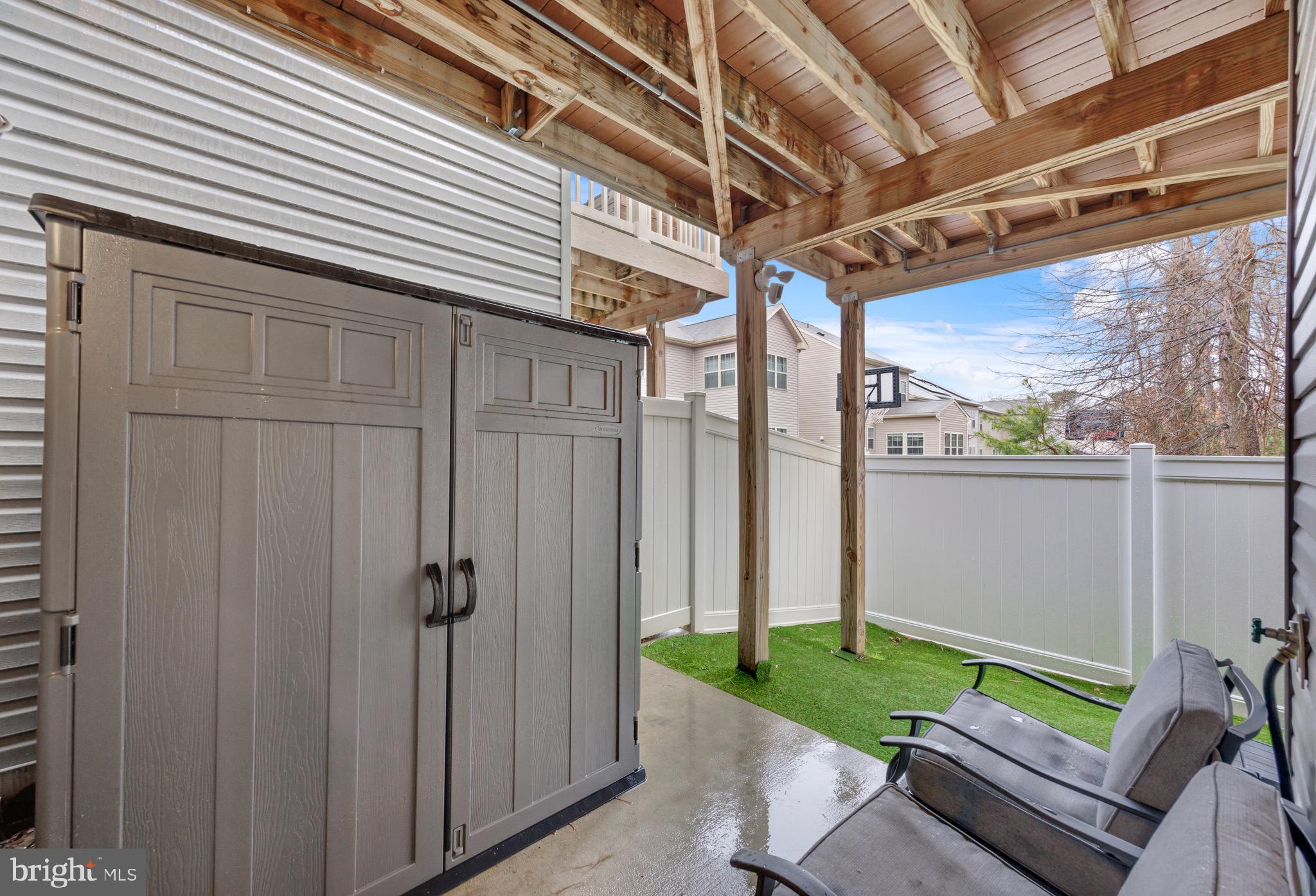 HOLLY RIDGE - Residential