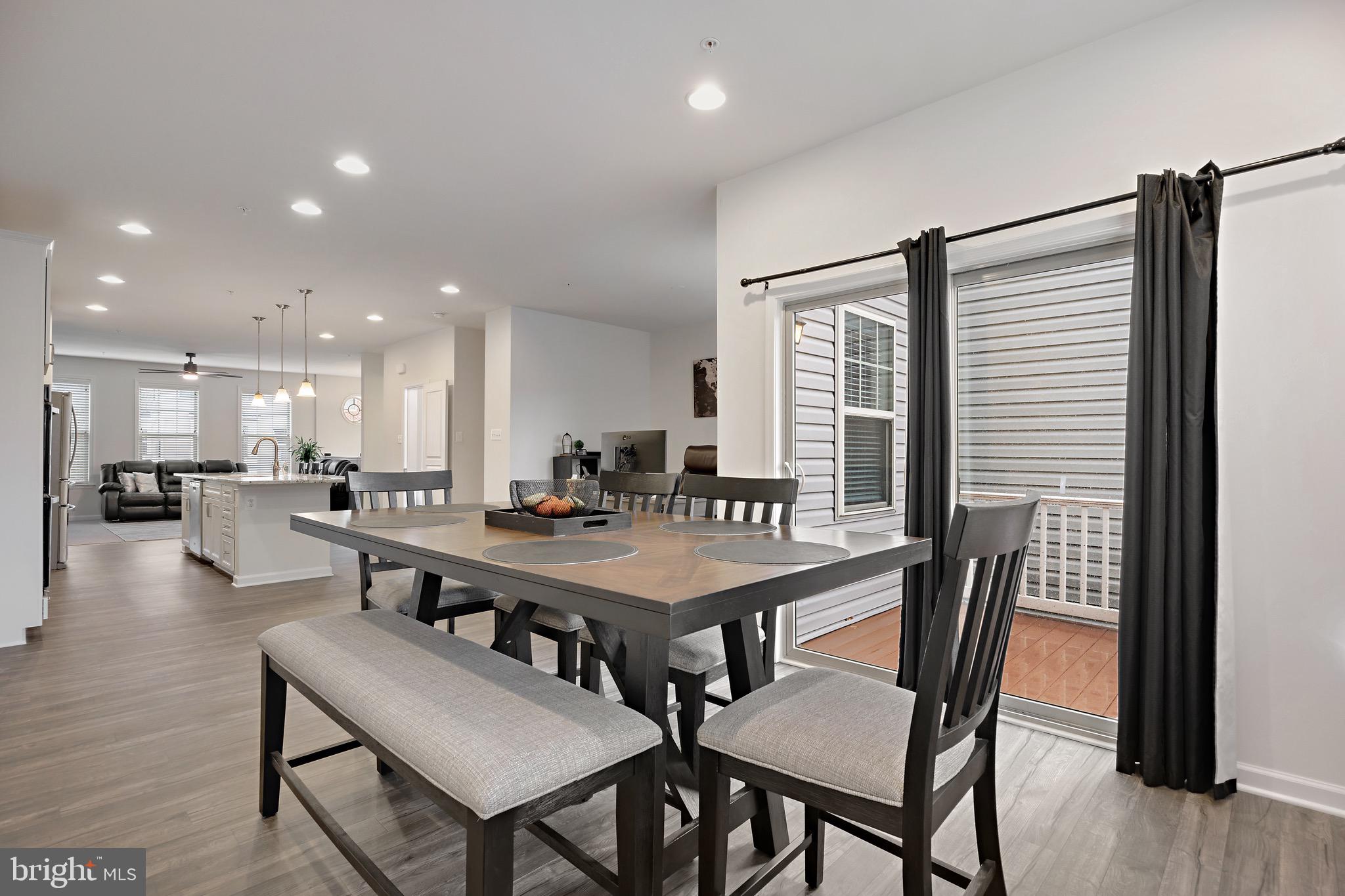 HOLLY RIDGE - Residential