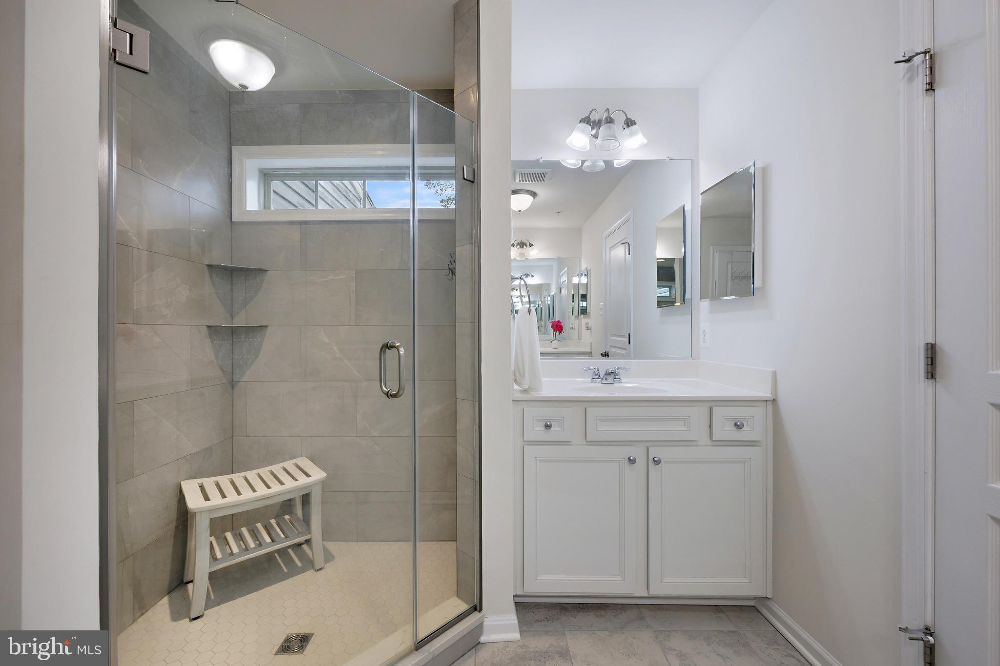 HOLLY RIDGE - Residential