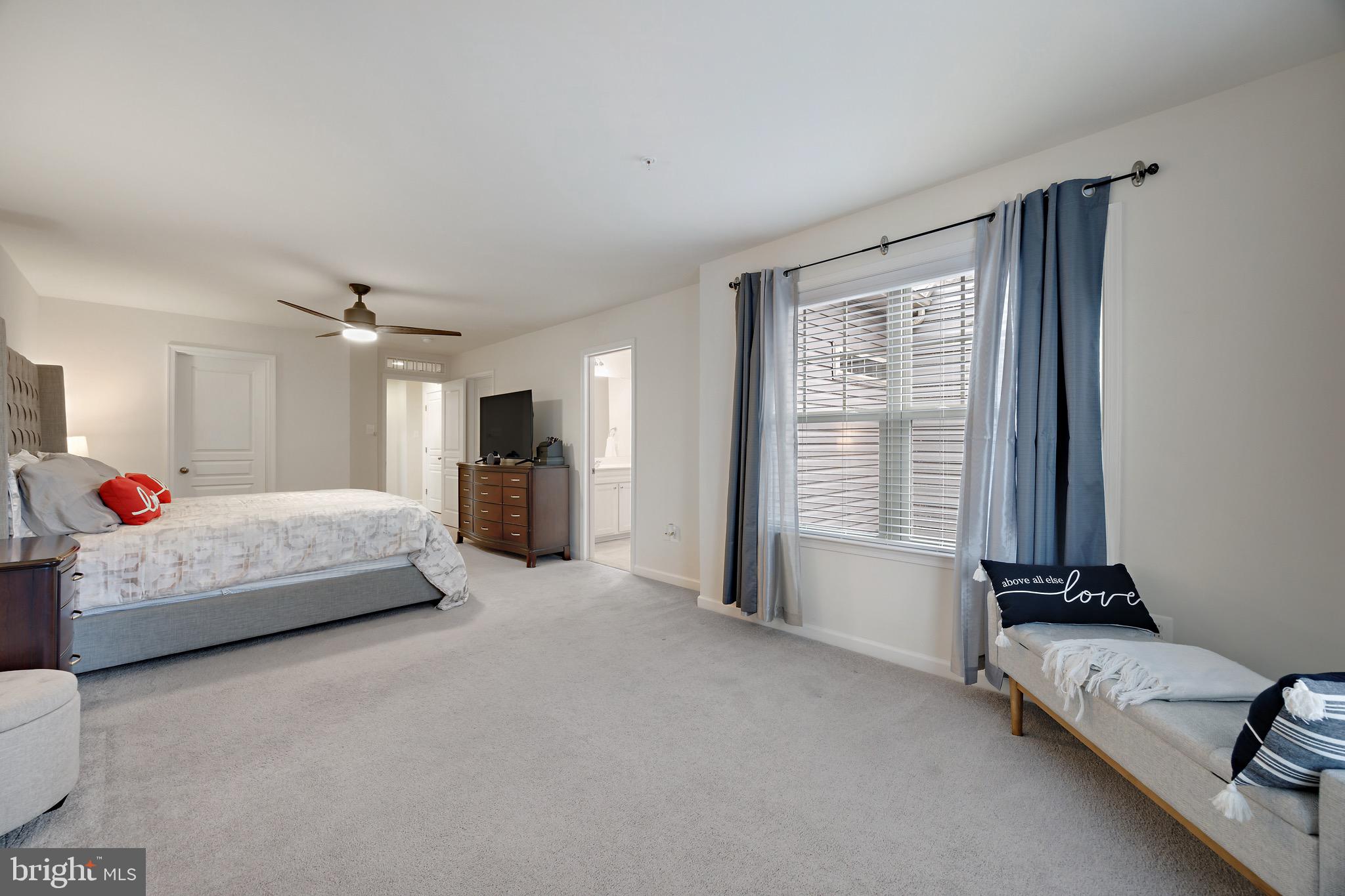 HOLLY RIDGE - Residential