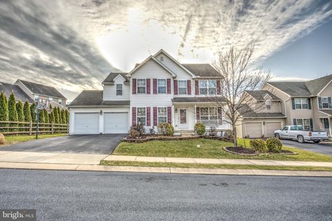 115 GRAYSON AVENUE EAST EARL PA 17519