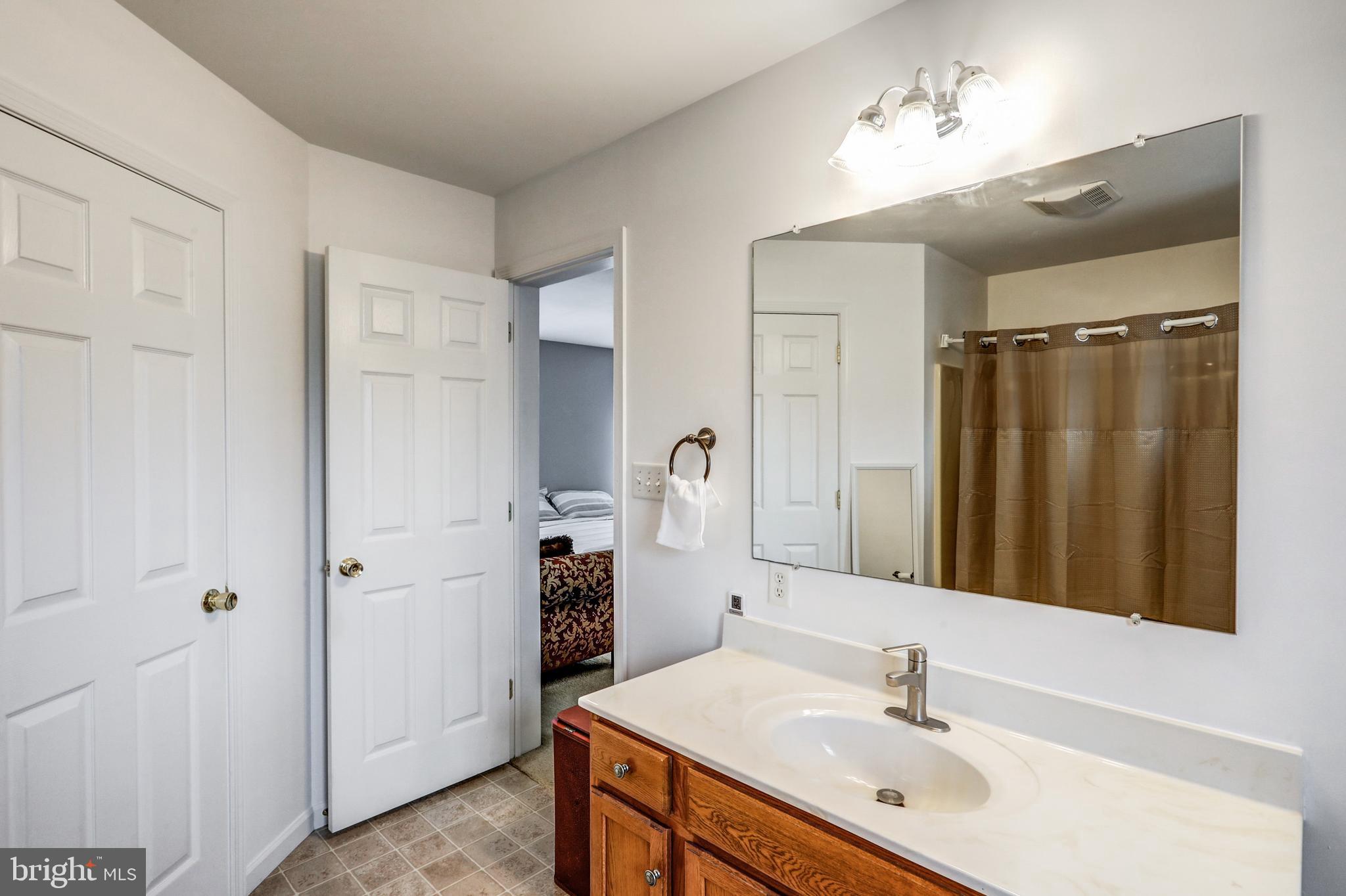 CHELTENHAM - Residential