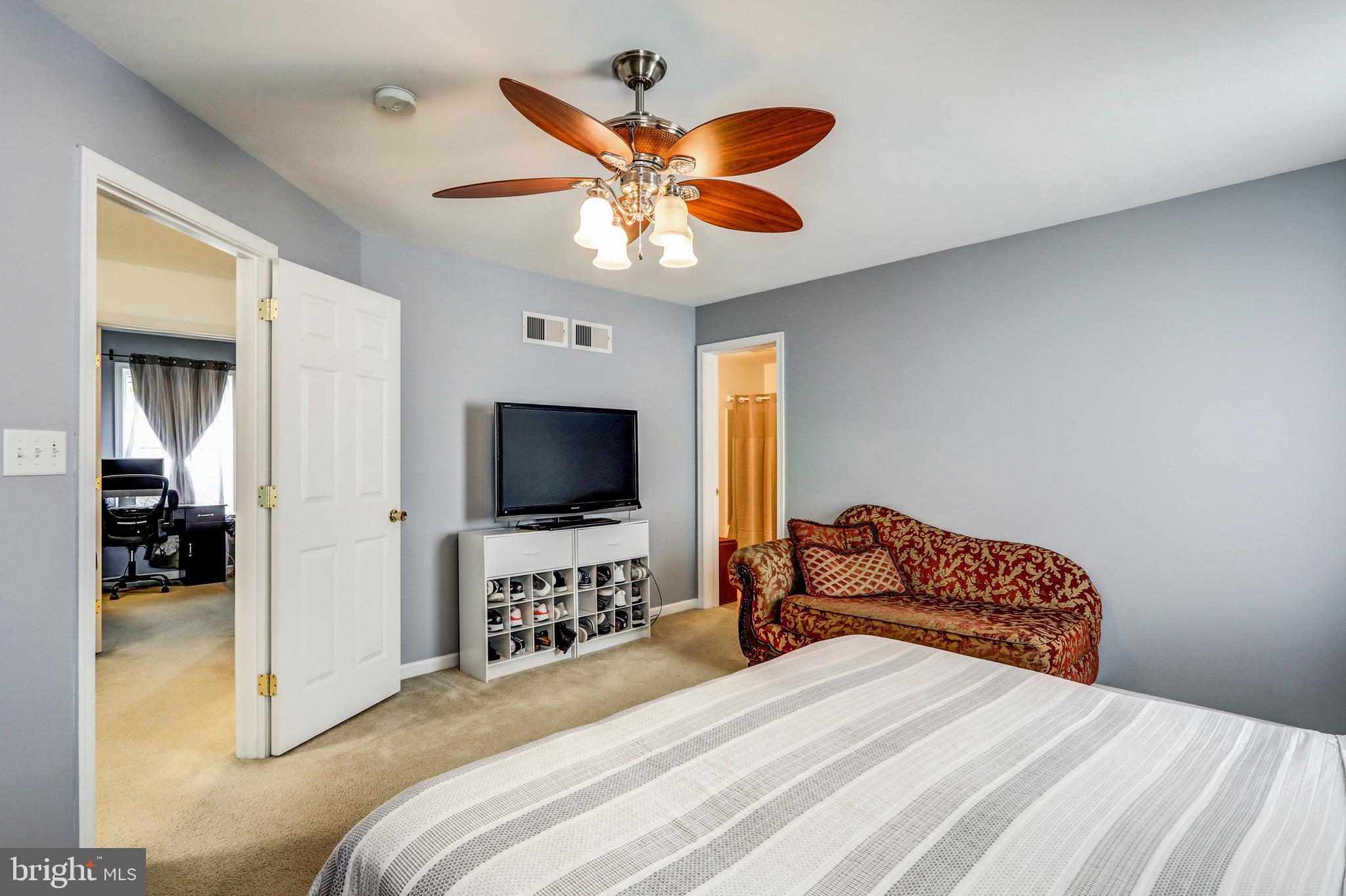 CHELTENHAM - Residential