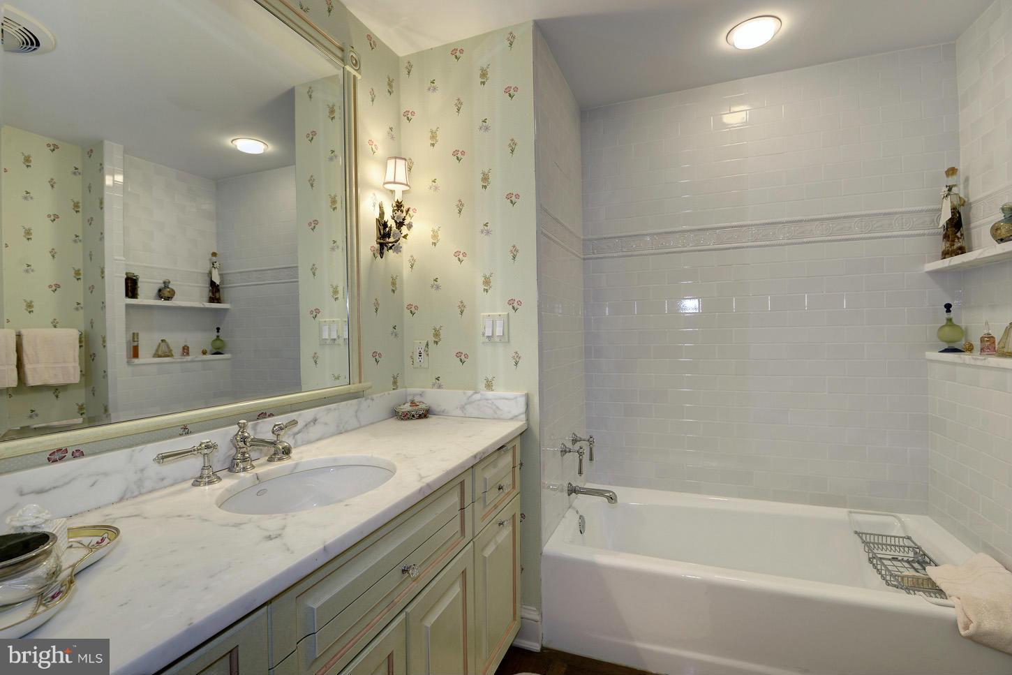 MASSACHUSETTS AVENUE HEIGHTS - Residential