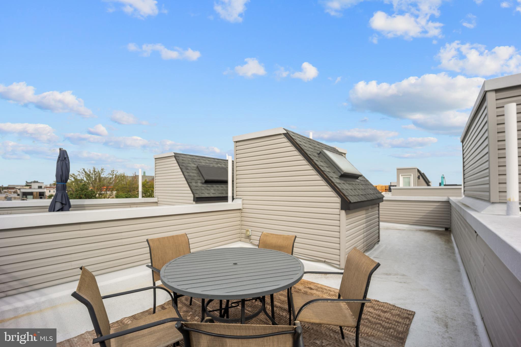 NORRIS SQUARE - Residential