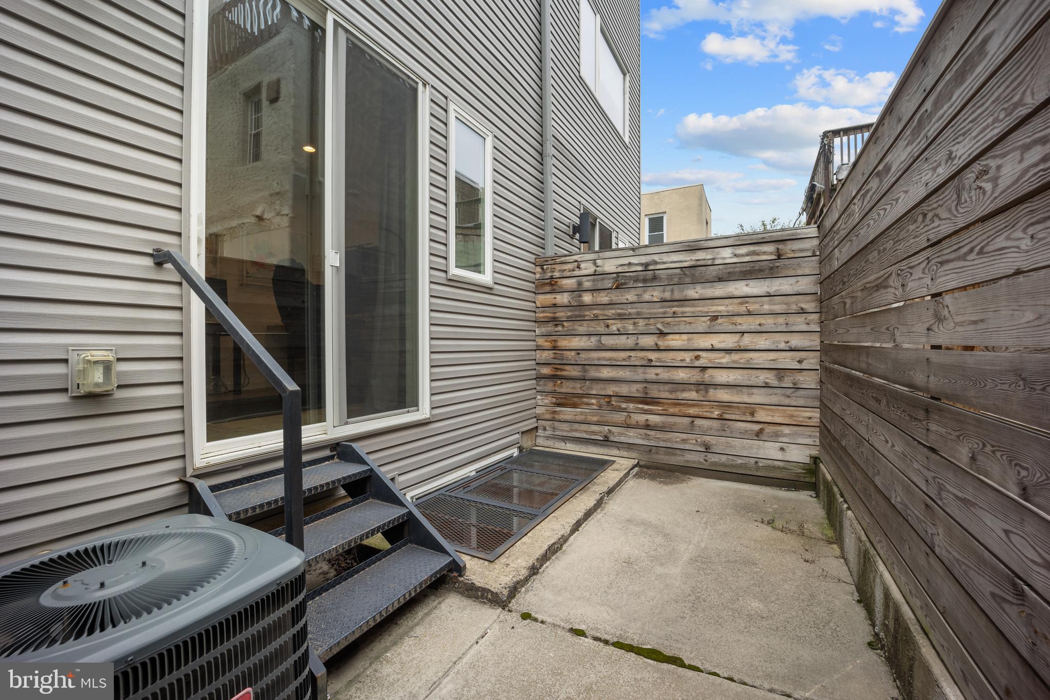 NORRIS SQUARE - Residential