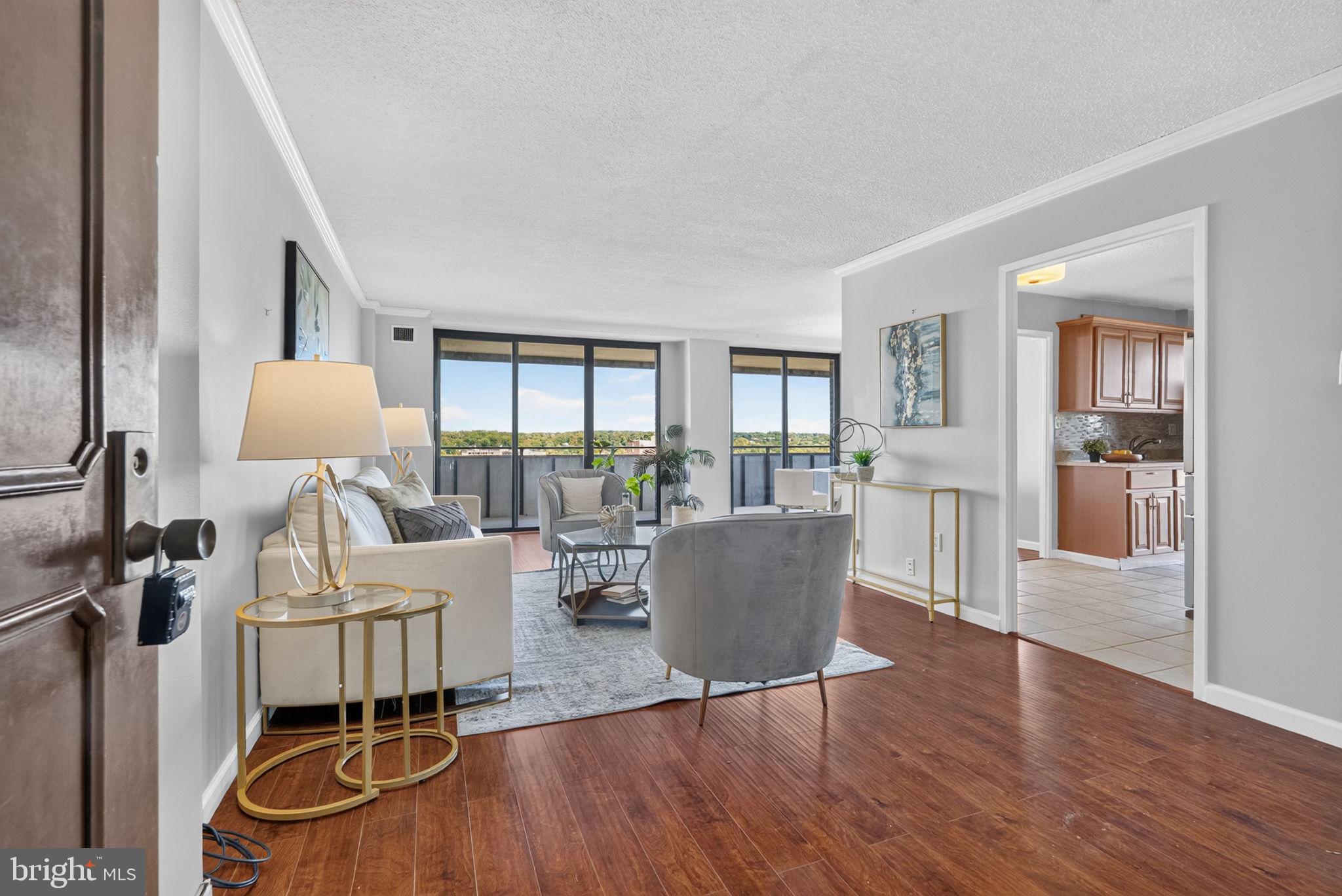 250 S REYNOLDS STREET 910