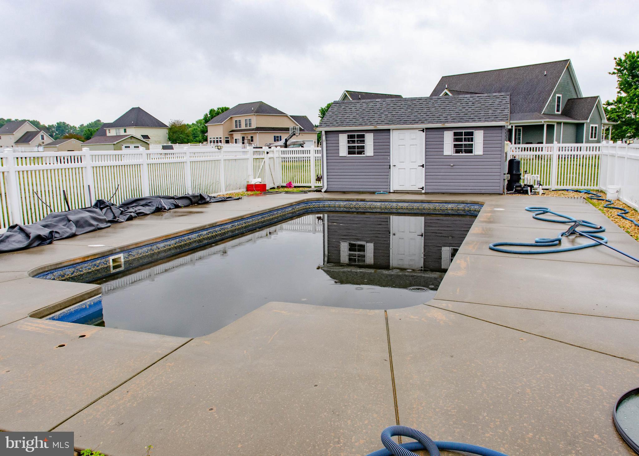 HOLLY RIDGE - Residential