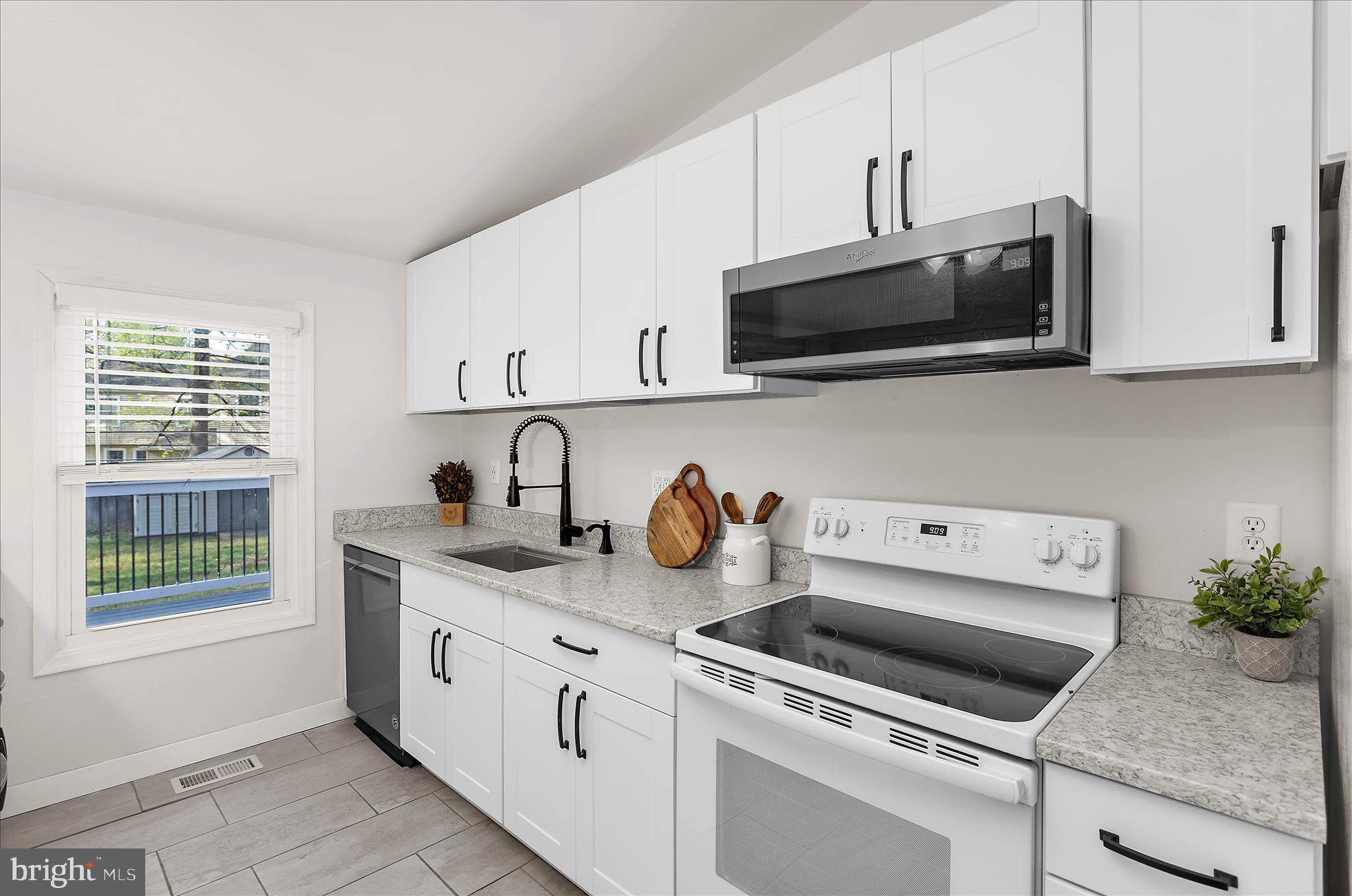 RIVERDALE FOREST - Residential