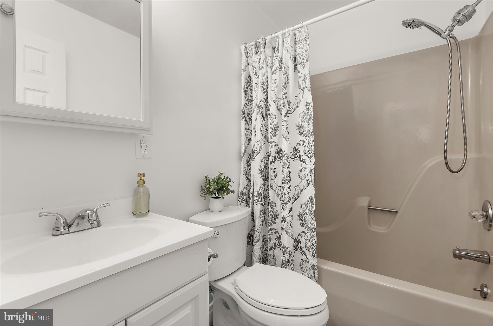 RIVERDALE FOREST - Residential