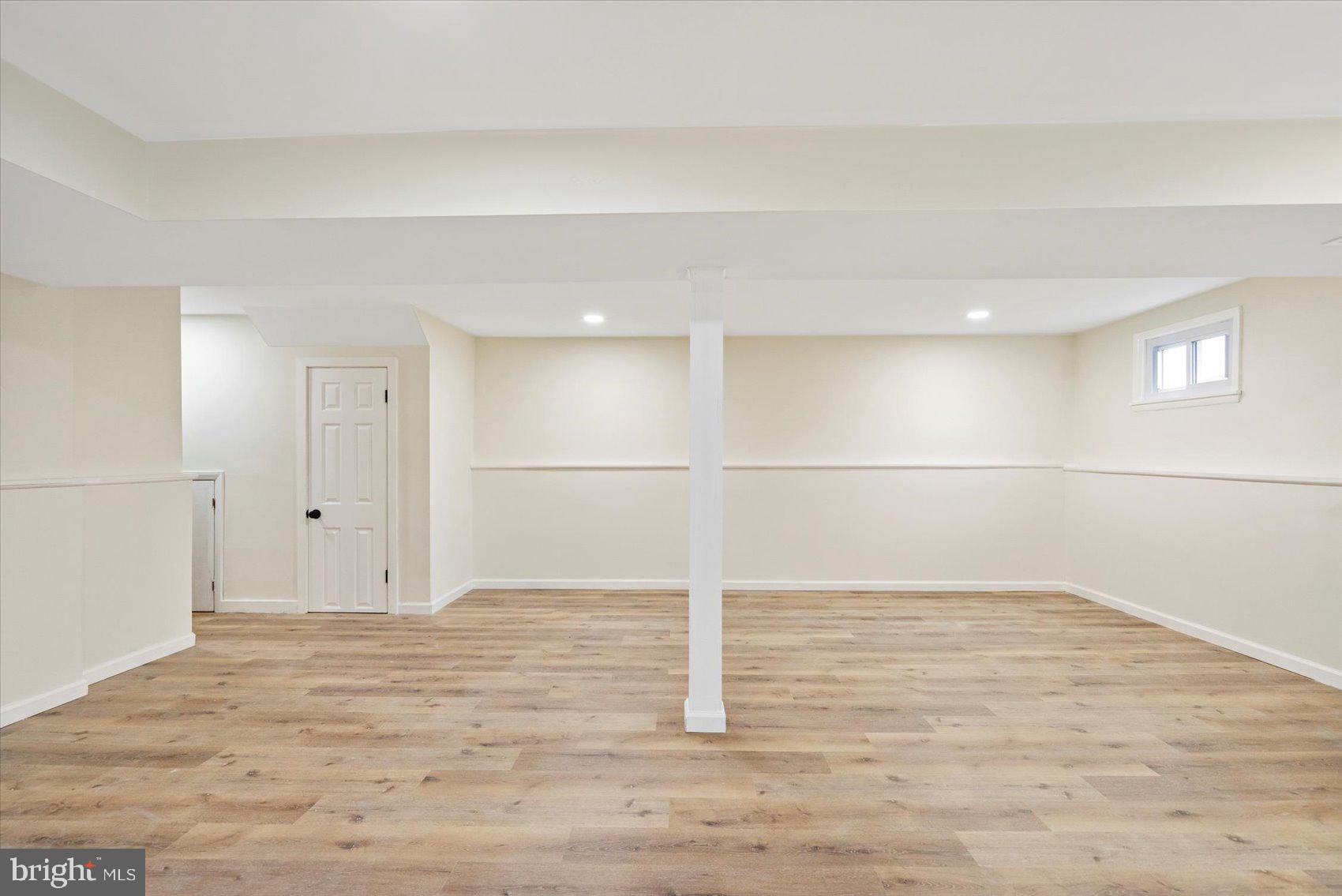 WOODMOOR ESTATES - Residential