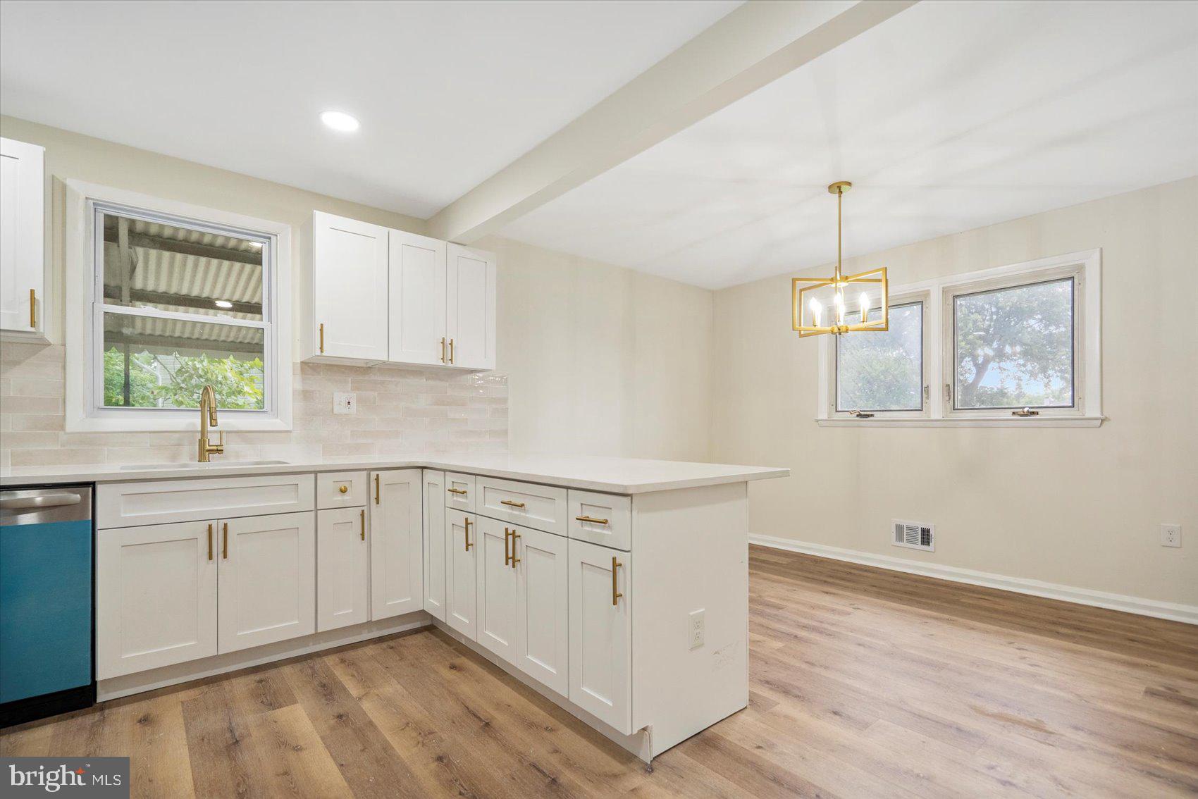 WOODMOOR ESTATES - Residential