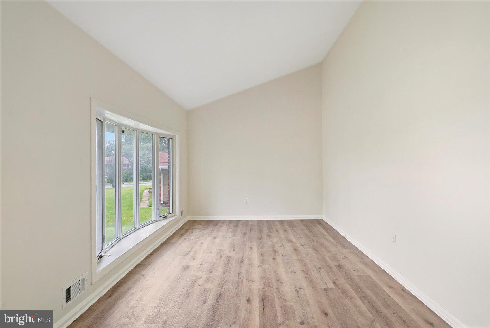 WOODMOOR ESTATES - Residential