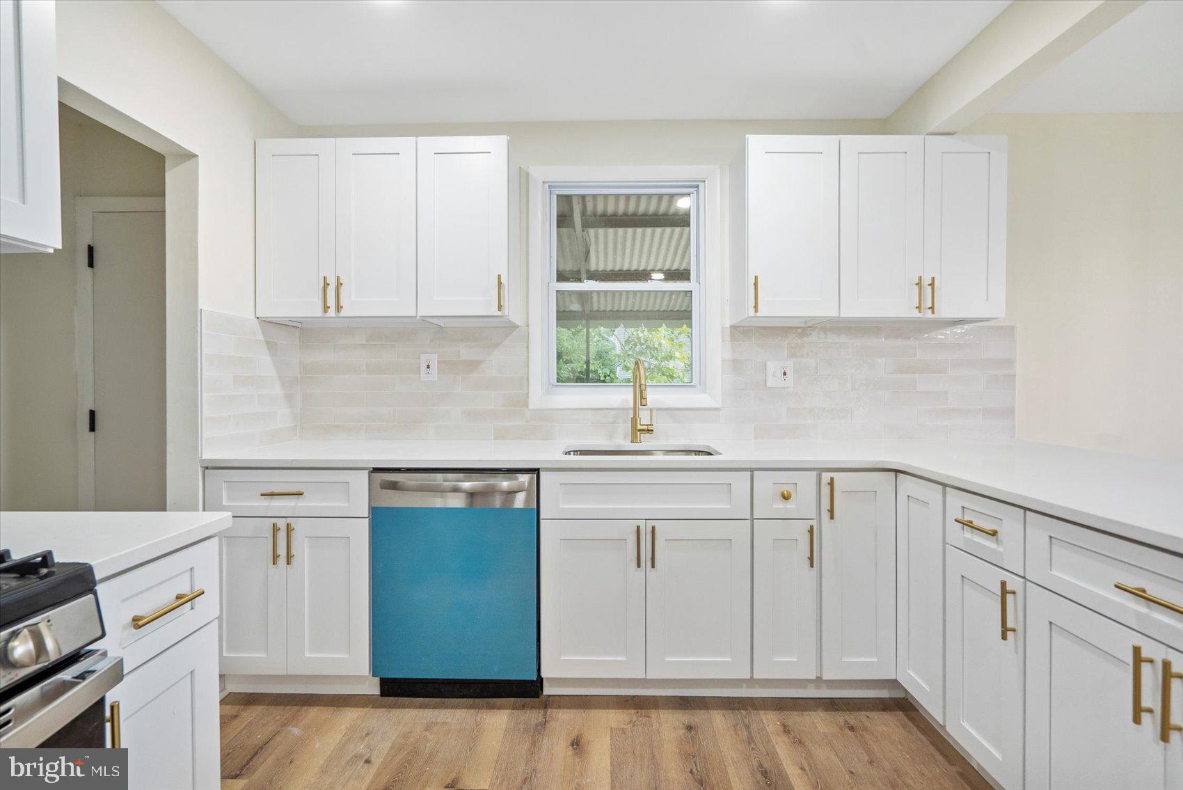 WOODMOOR ESTATES - Residential