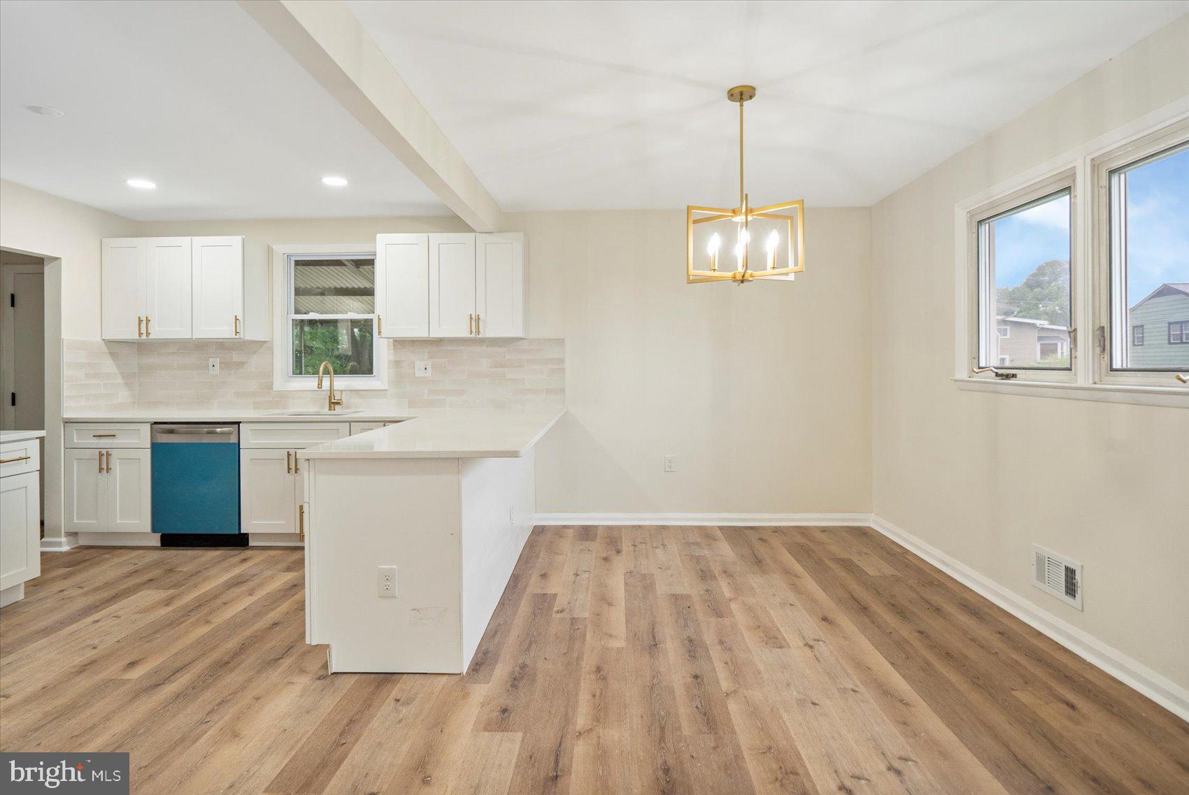 WOODMOOR ESTATES - Residential