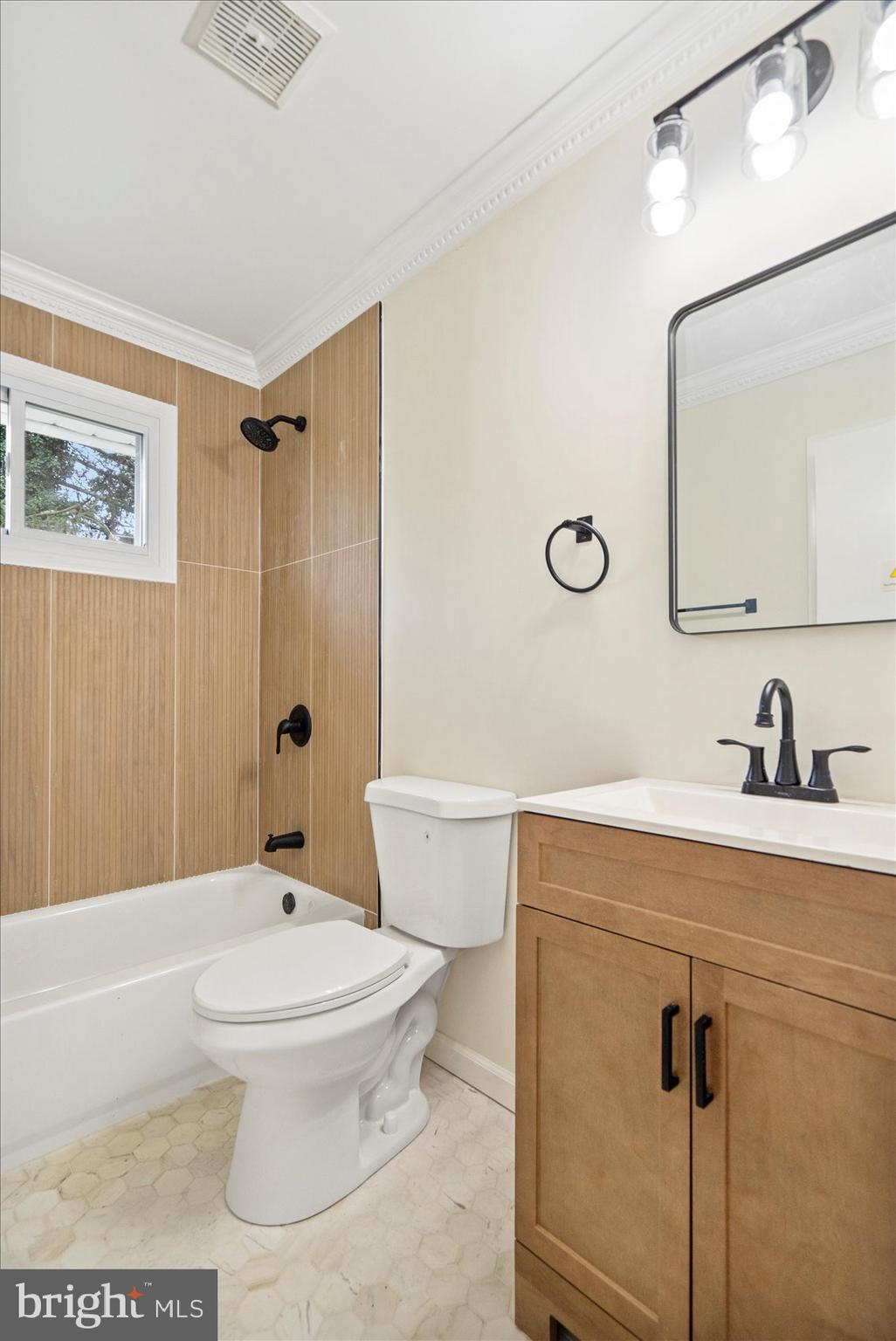 WOODMOOR ESTATES - Residential