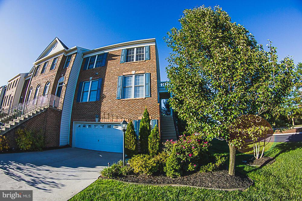 LOUDOUN VALLEY ESTATES - Residential Lease