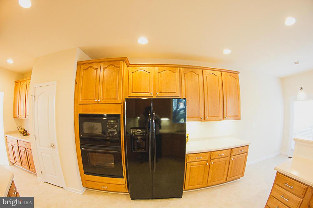 LOUDOUN VALLEY ESTATES - Residential Lease