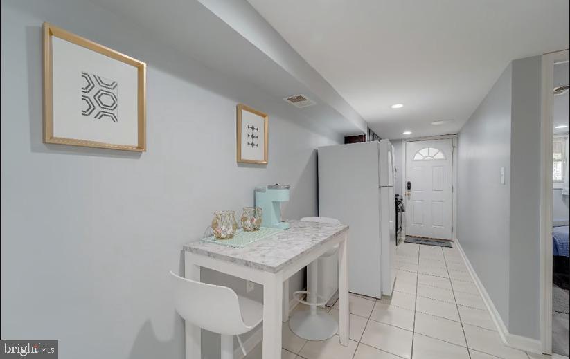 325 57TH STREET NE #2-1