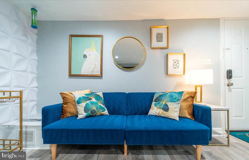 325 57TH STREET NE #2-1