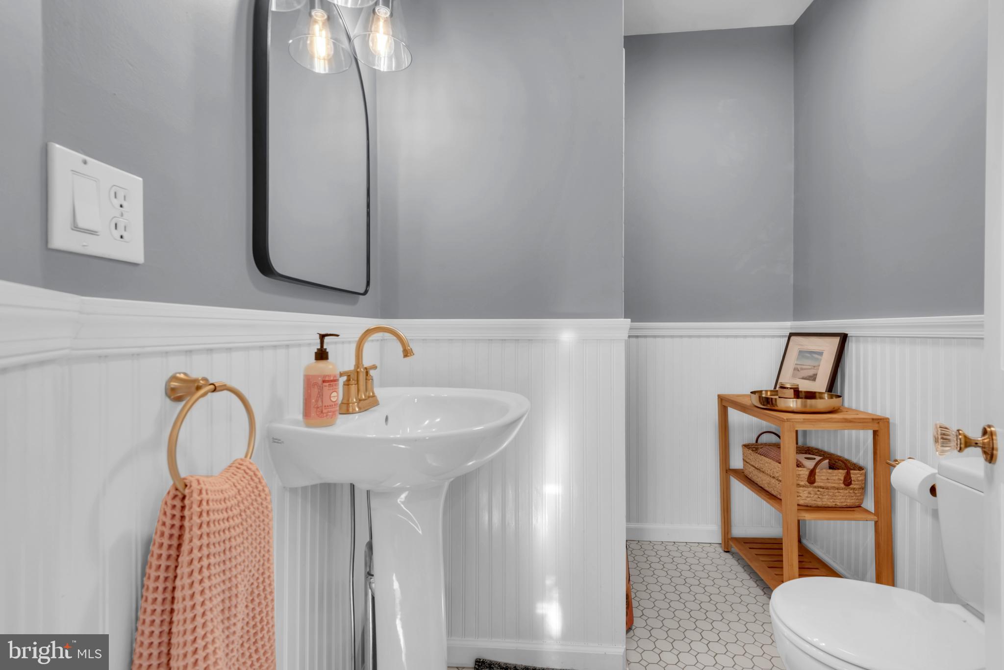 HOMEWOOD - Residential