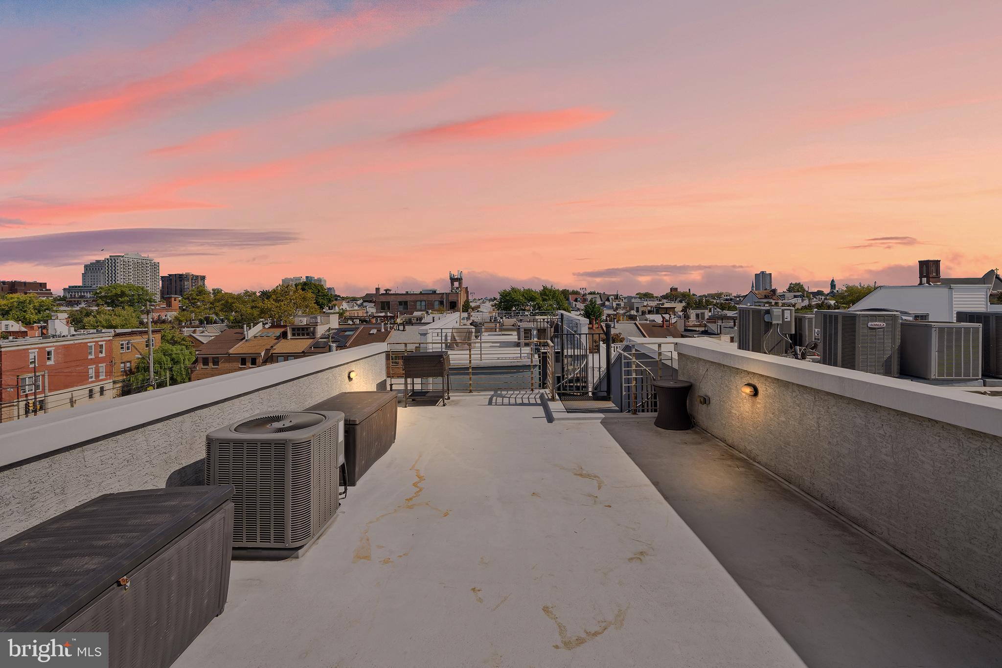 HAWTHORNE - Residential