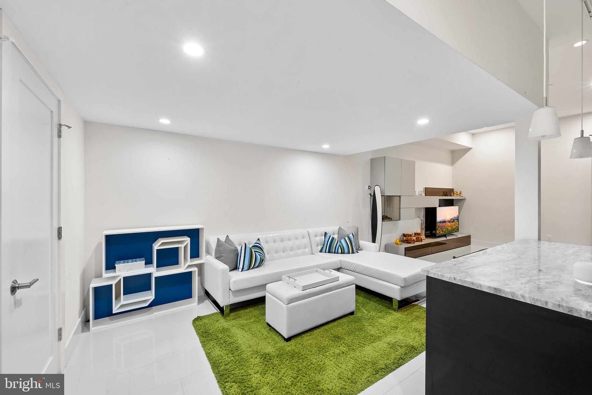 HAWTHORNE - Residential