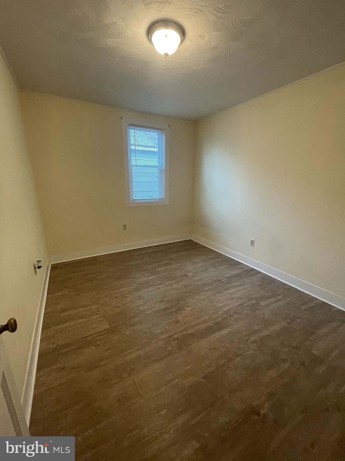 CHARLES TOWN - Residential Lease