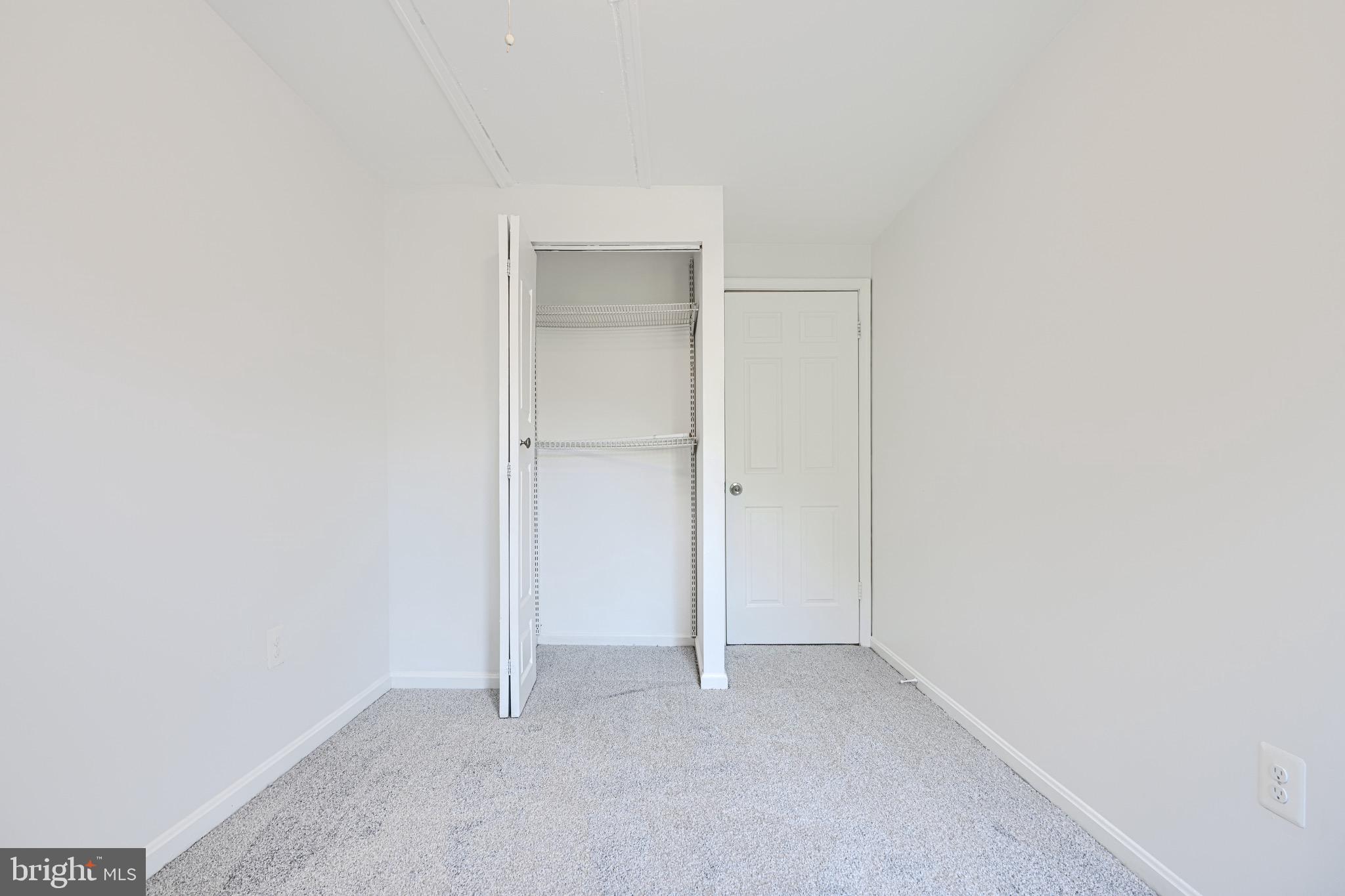 SATYR WOODS - Residential Lease