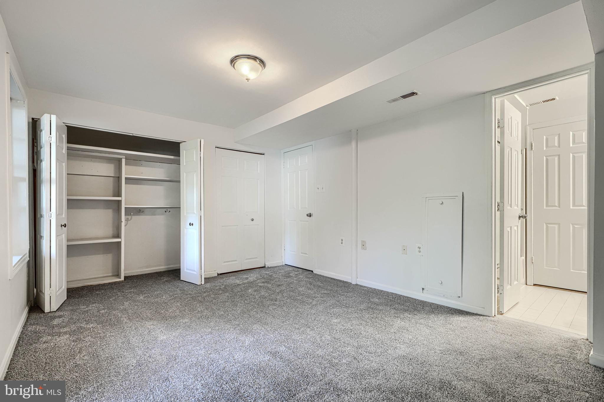 SATYR WOODS - Residential Lease