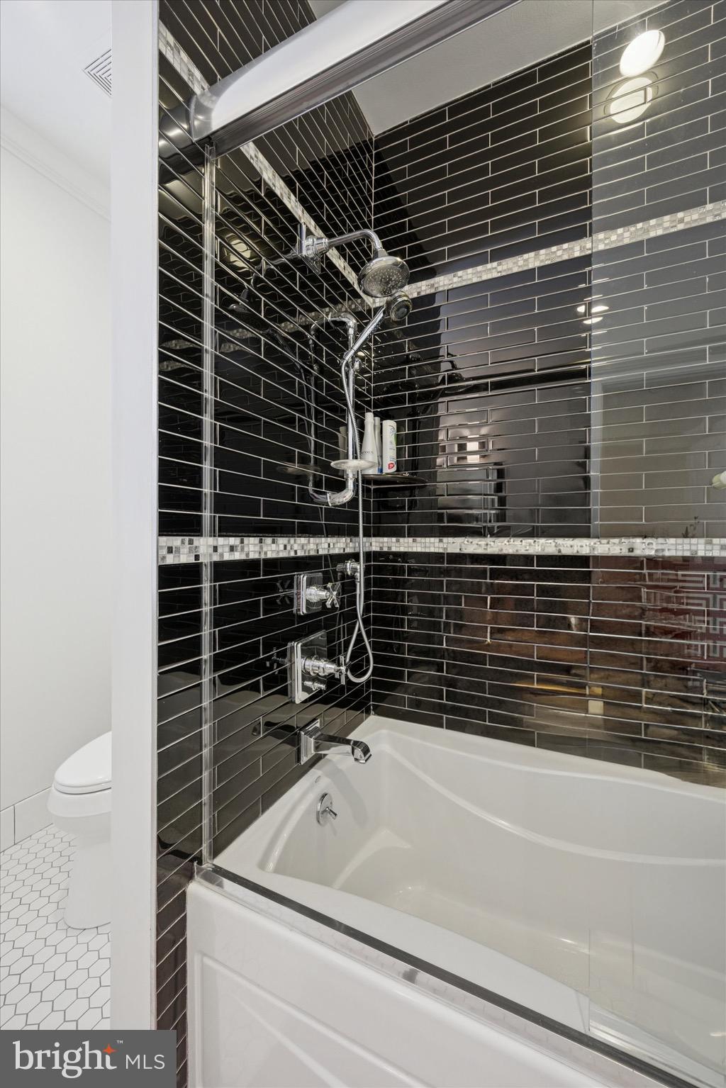 RESERVE AT CREEKSIDE - Residential