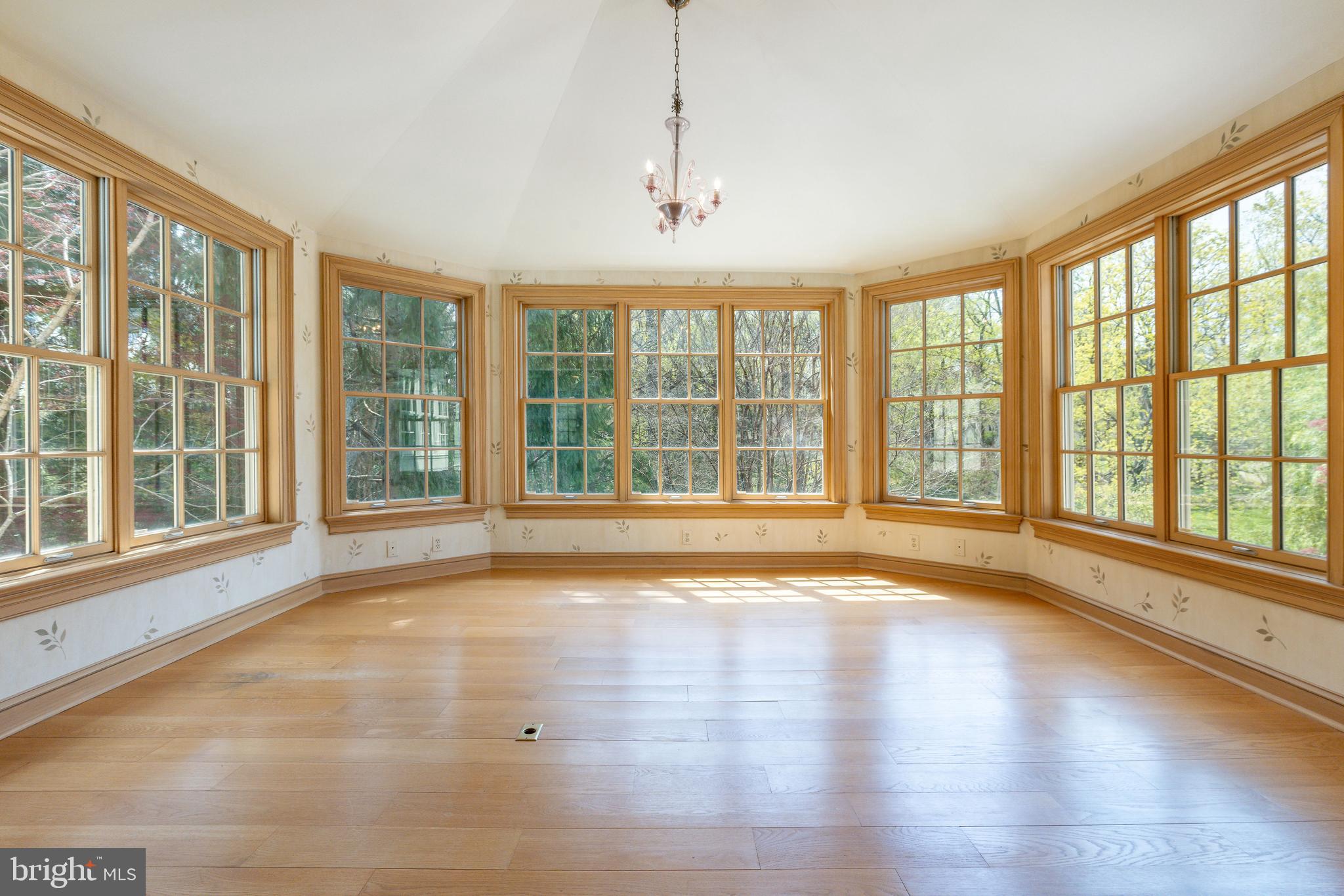 BRYN MAWR - Residential