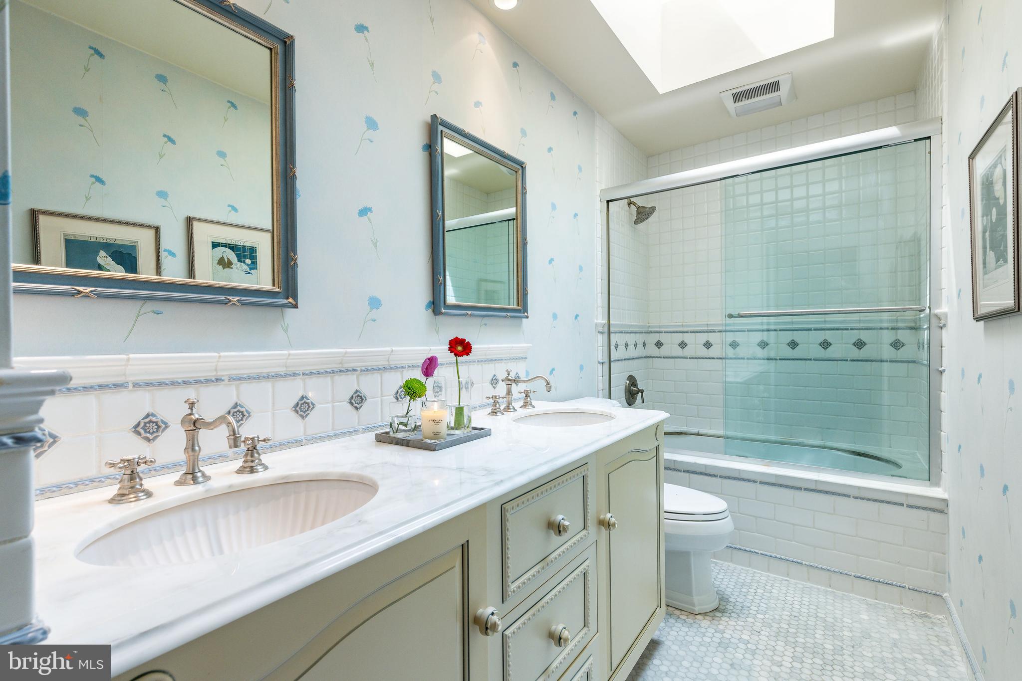 BRYN MAWR - Residential