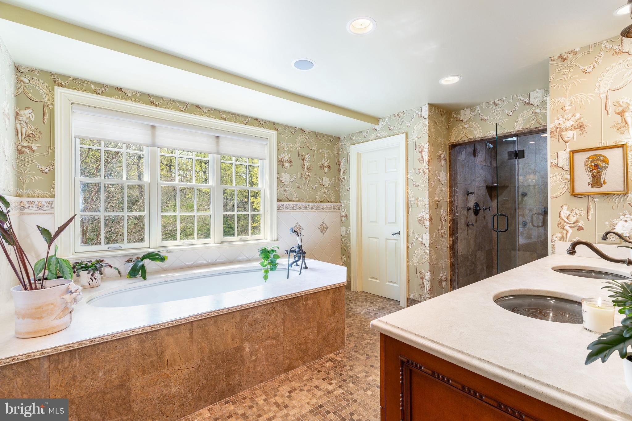 BRYN MAWR - Residential