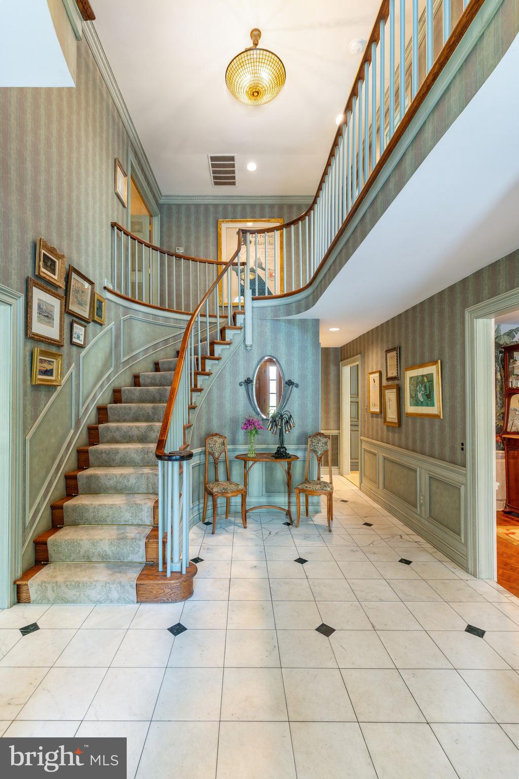 BRYN MAWR - Residential