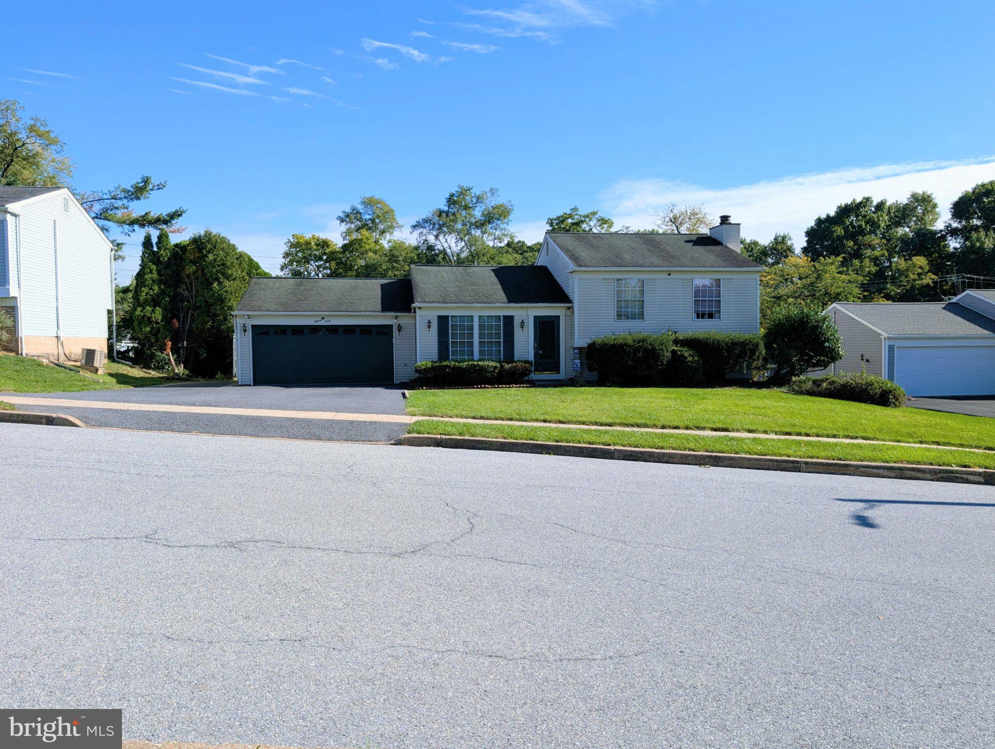 1540 CREEK BED DRIVE