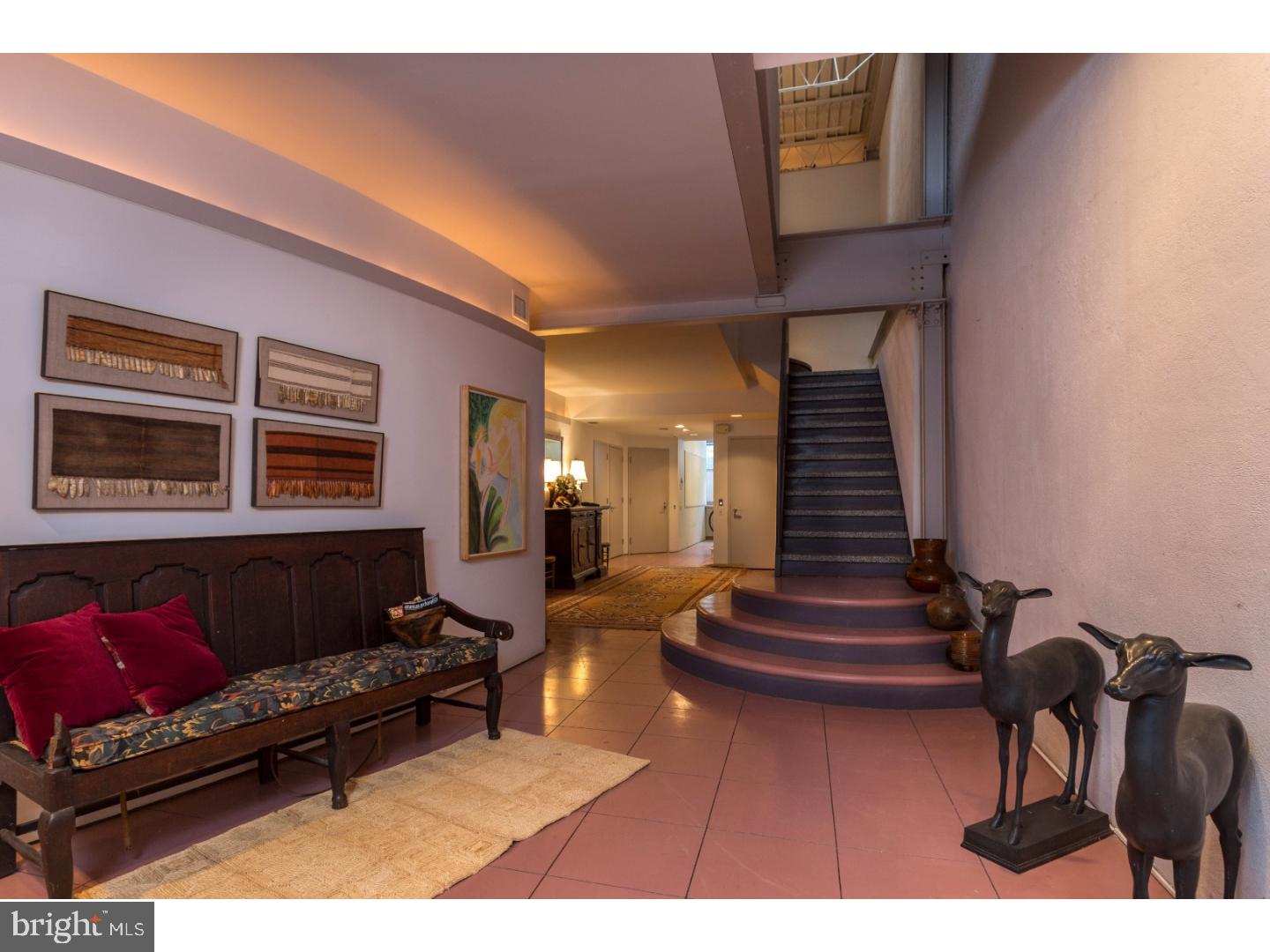 ART MUSEUM AREA - Residential