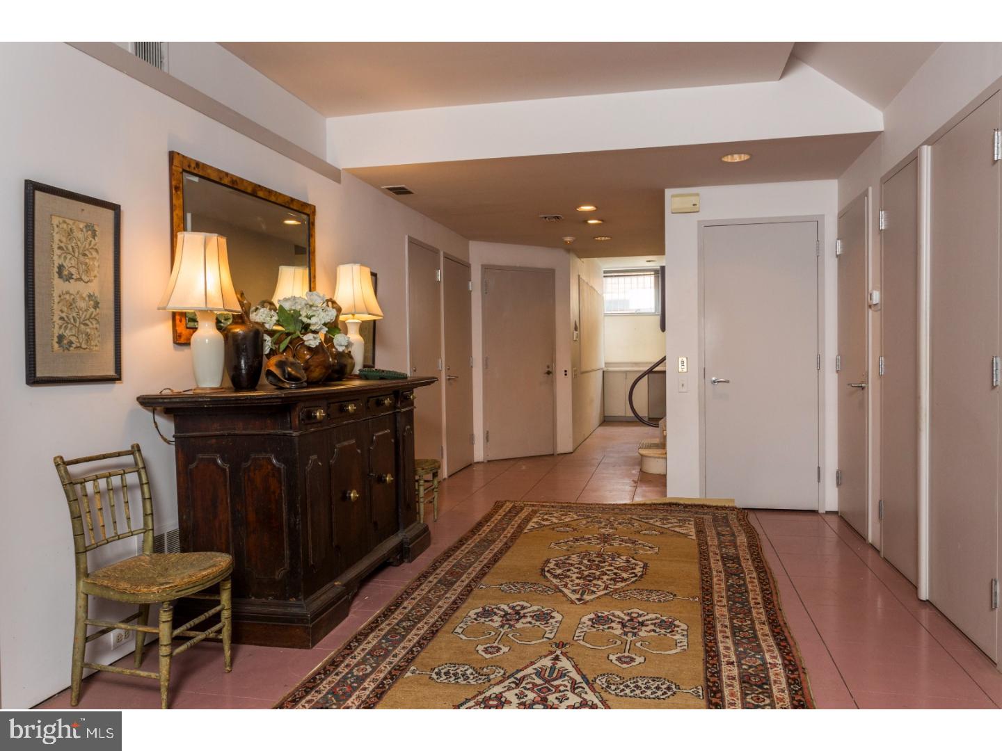 ART MUSEUM AREA - Residential