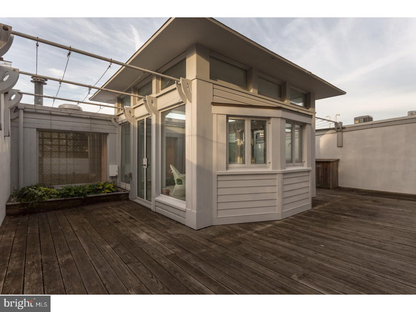 ART MUSEUM AREA - Residential