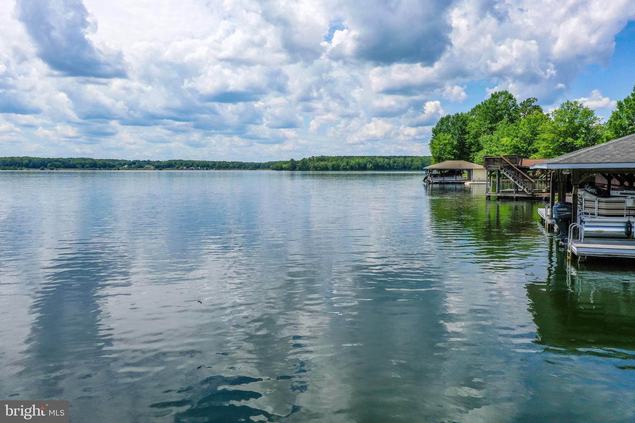 ANNA VISTA - Residential