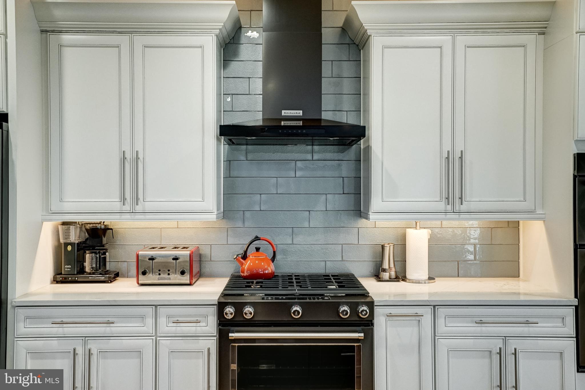 ANNA VISTA - Residential