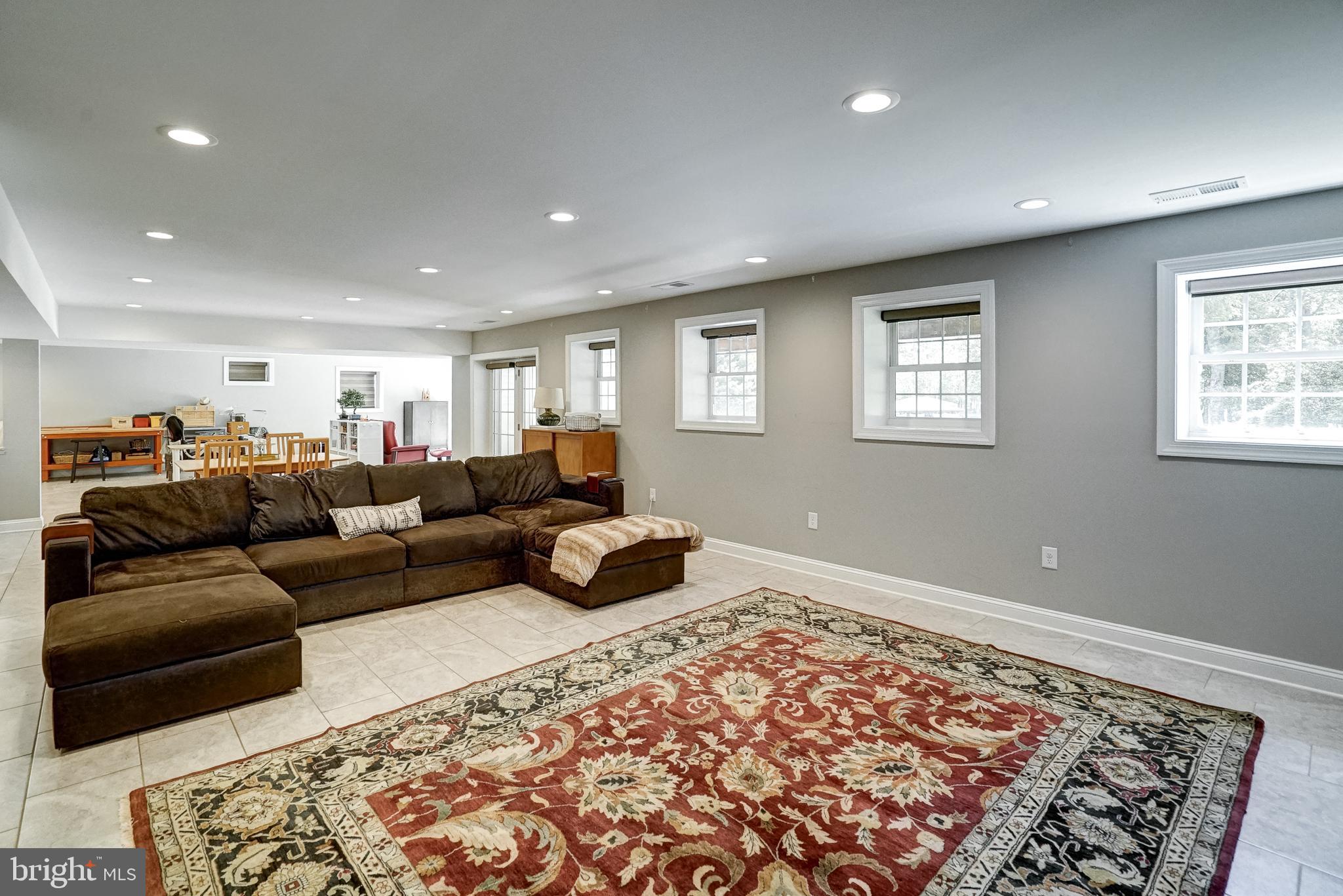 ANNA VISTA - Residential